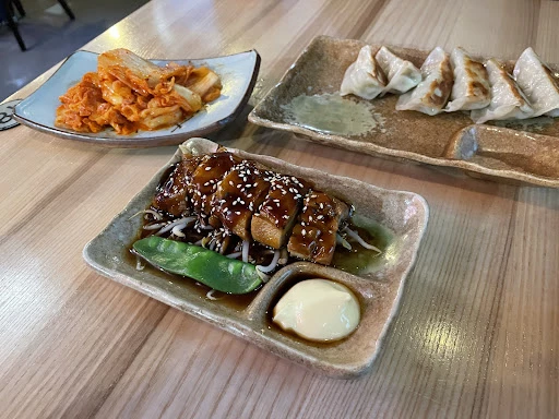 Takumi Dortmund photo 1